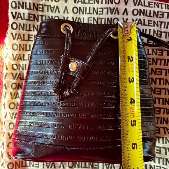 Mario Valentino small bucket / drawstring bag - Picture 7 of 8